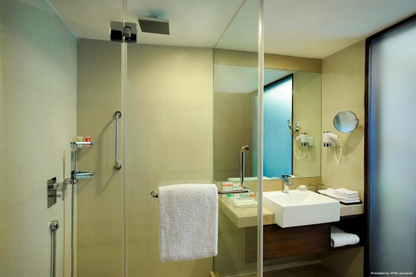 Hotel Four Points by Sheraton Ahmedabad (Ahmadābād)
